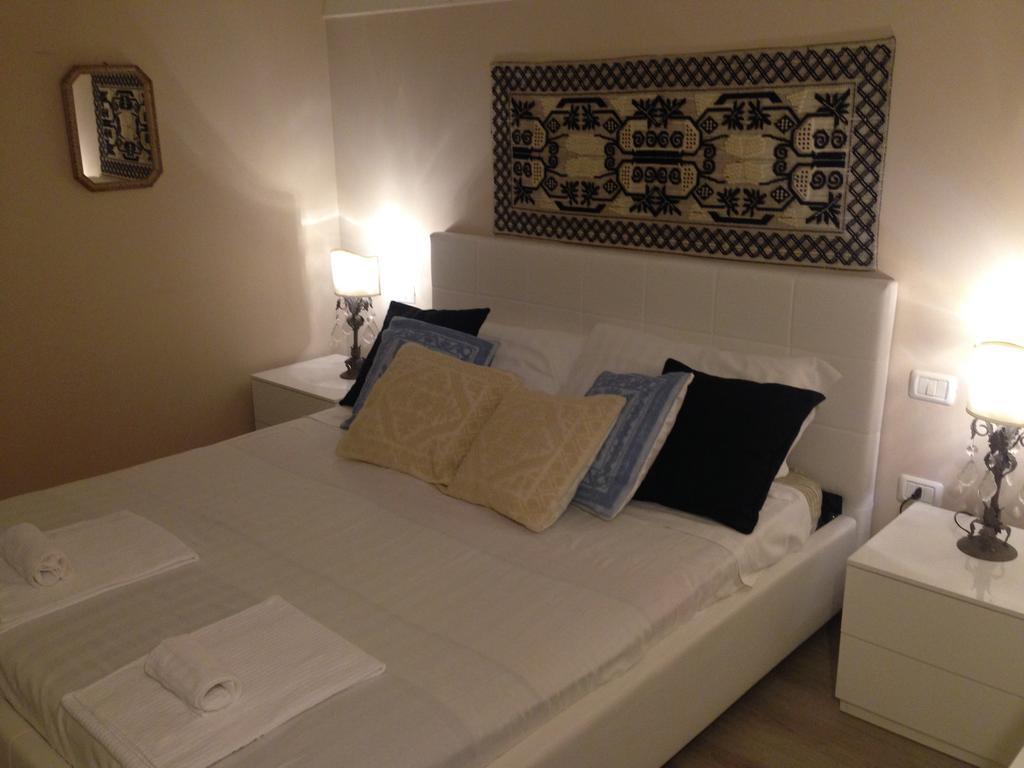 Carlos I Cagliari Room photo